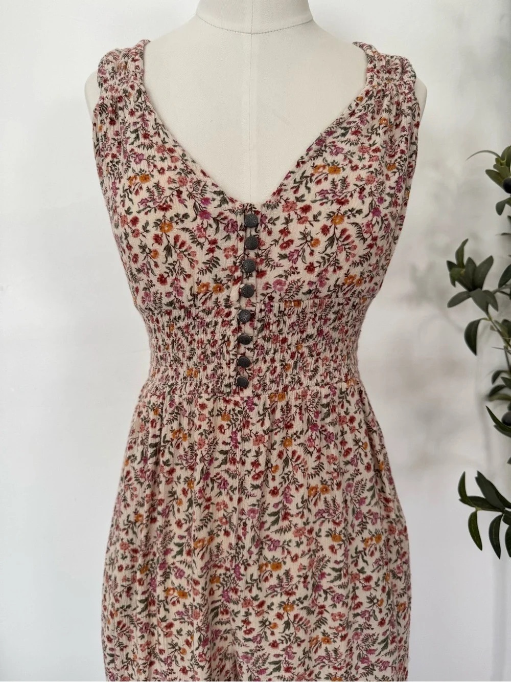 American Eagle Outfitters Blush Floral V-Neck Wide-Leg Jumpsuit - Picture 2 of 12